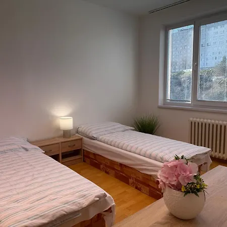 Apartahotel Ubytovňa Strojár Košice