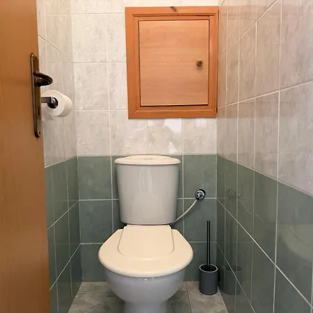 Ξενοδοχείο με διαμερίσματα Turisticka Strojar 3*